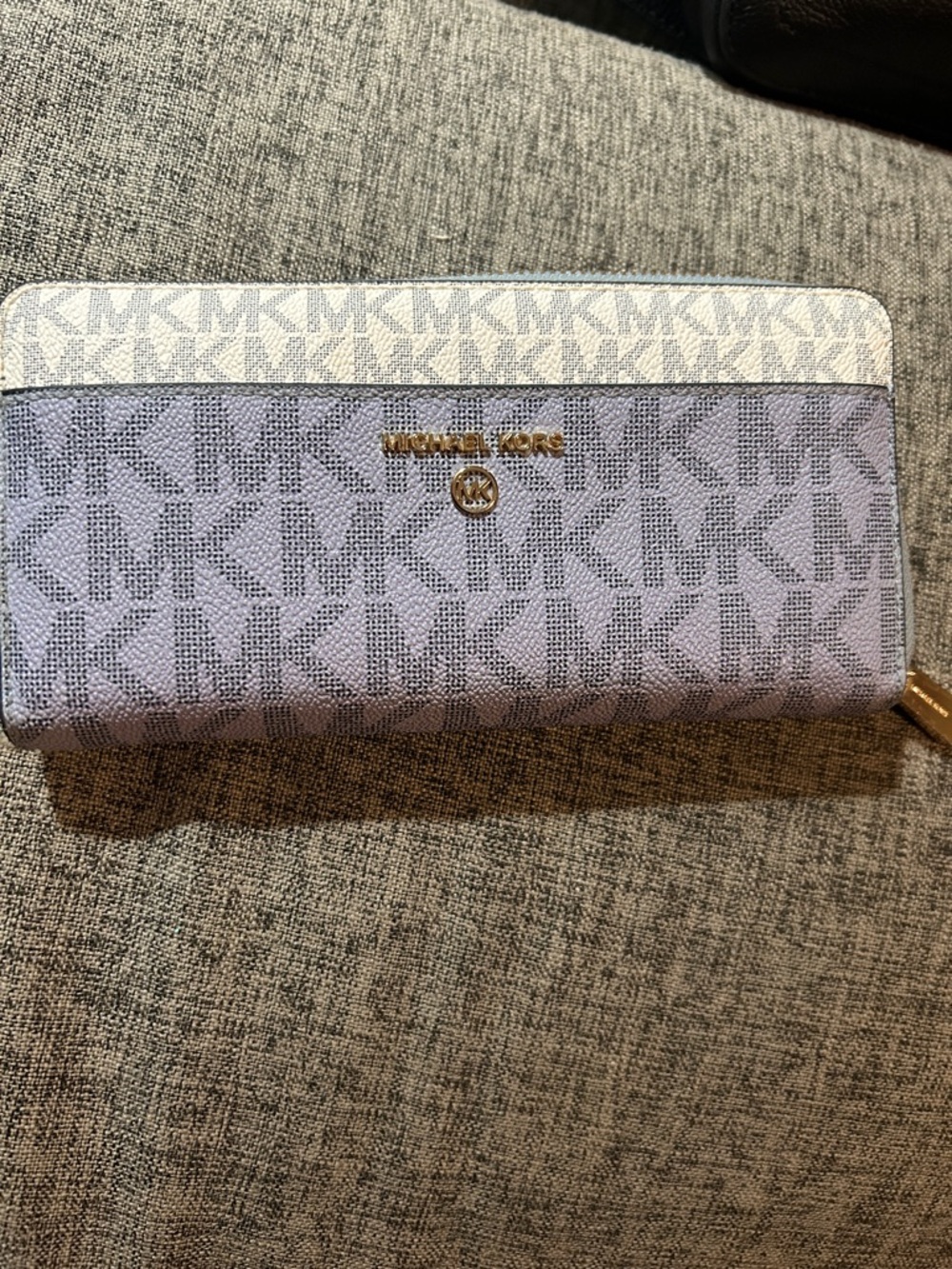 Michael Kors Lavender and White Jet Set Zip-Around Wallet